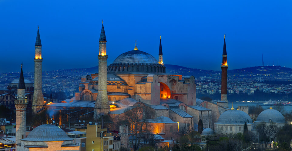 How to get from Istanbul Airport to city center